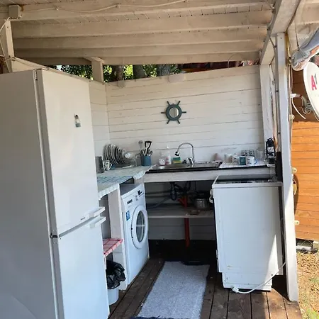 Campsite Sea Caravan On The *