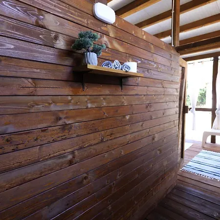 Sea Caravan On The 캠프장