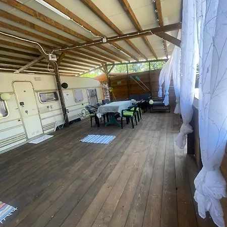 Кемпинг Sea Caravan On The